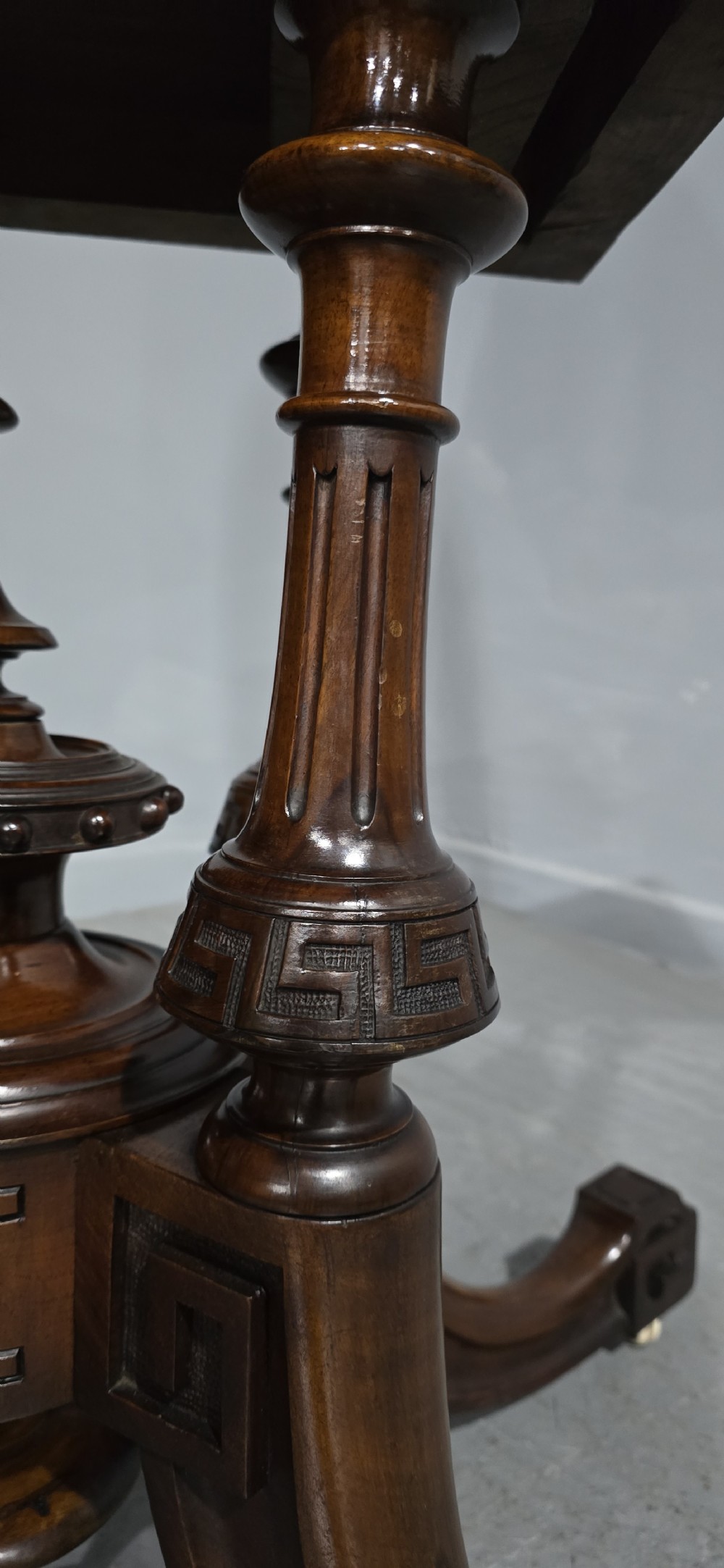 Superb Burr Walnut Dining Table View XVIII