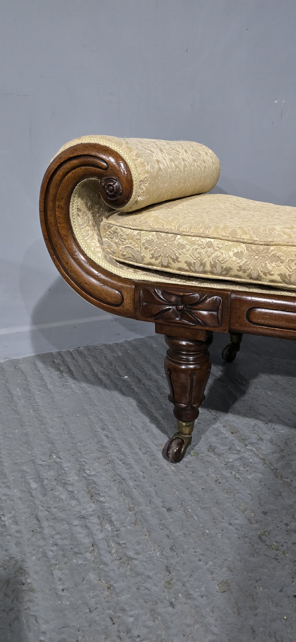 Outstanding William 4th Chaise Lounge View IV