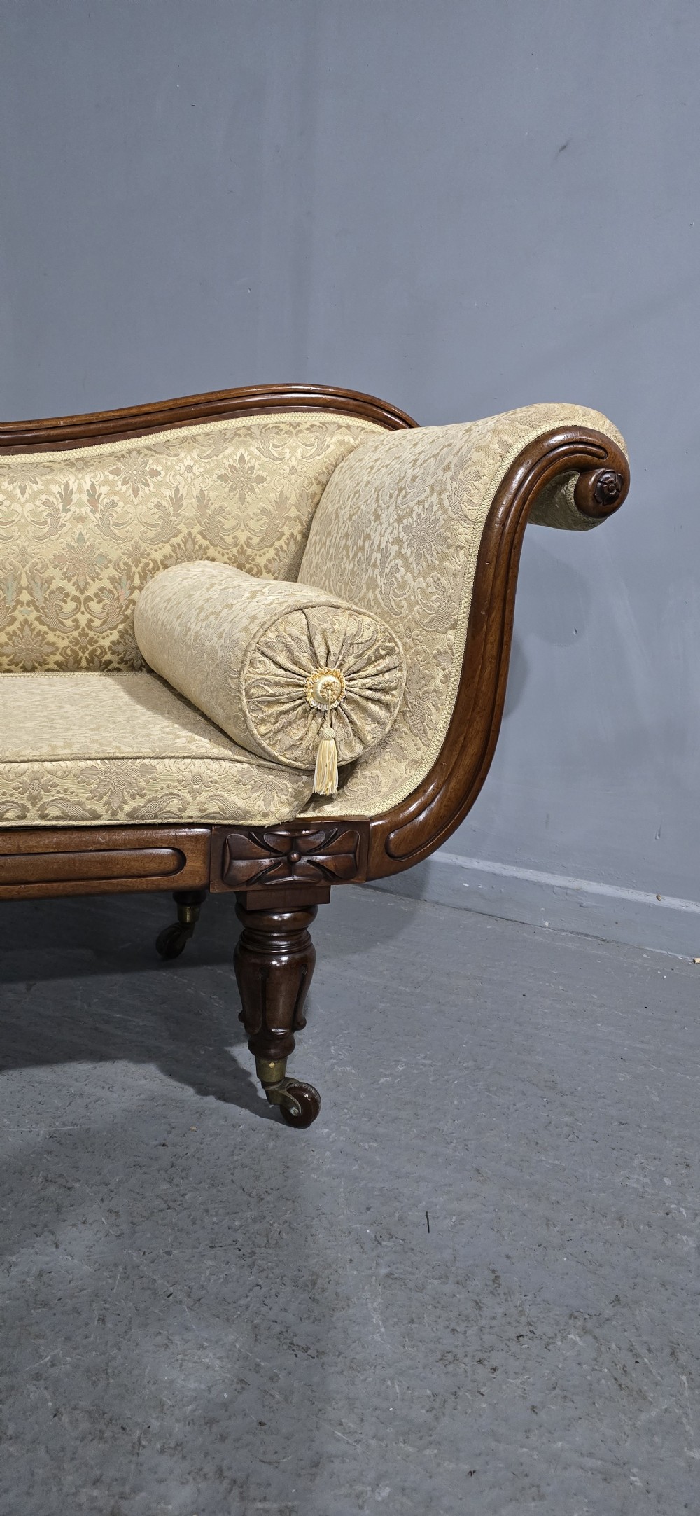 Outstanding William 4th Chaise Lounge View VI