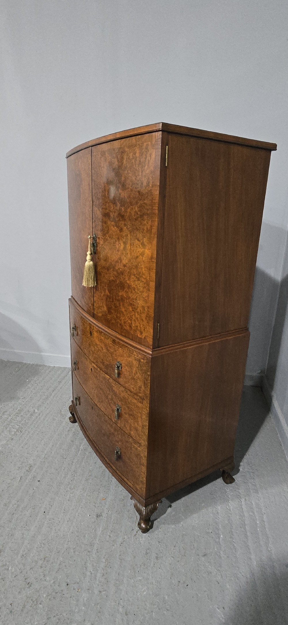 Super Quality Burr Walnut Linen Press of Small Proportions View XIV