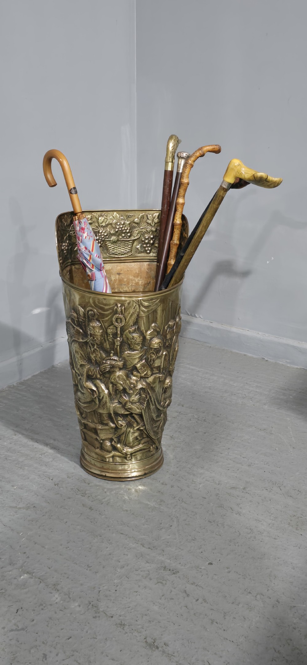 Super Brass Stick Stand View VII