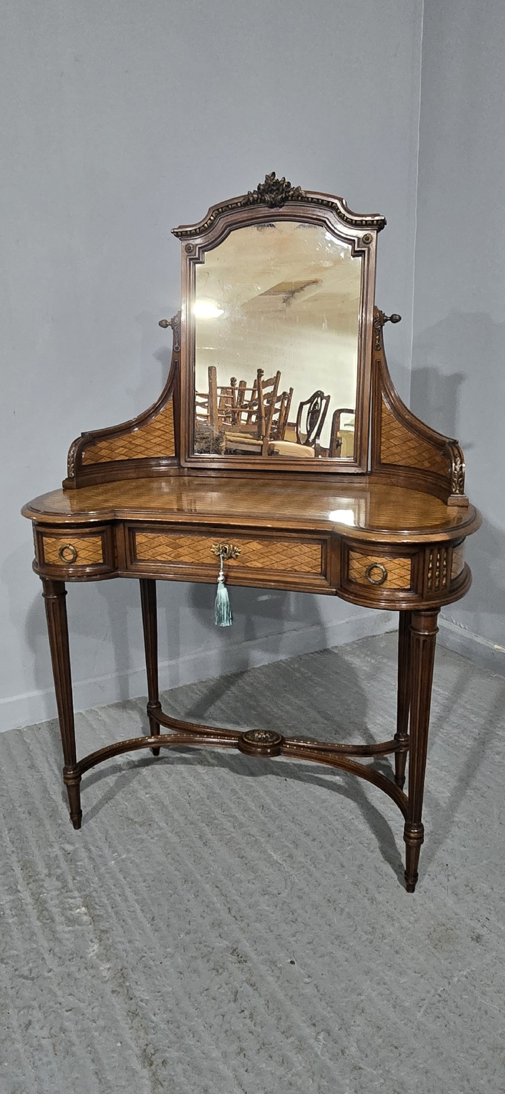 Fine French Dressing Table View II