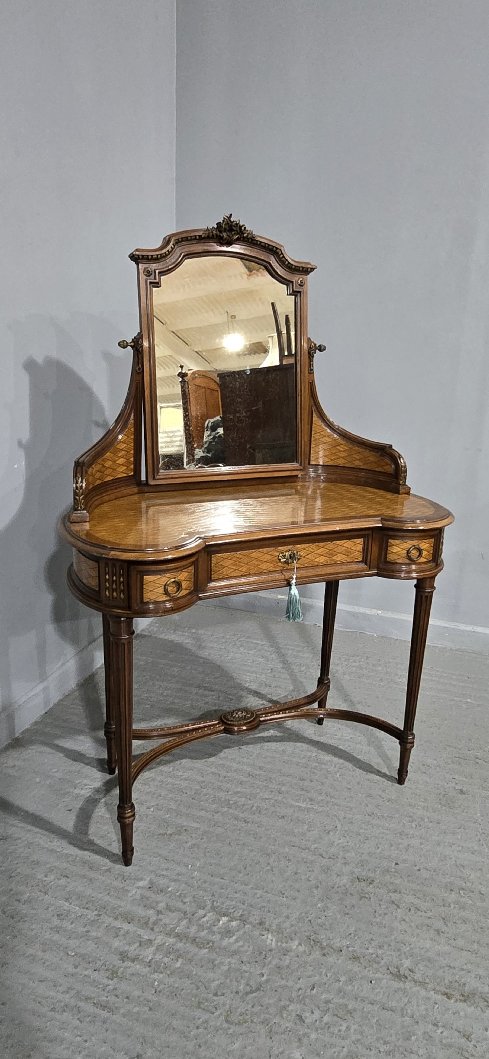 Fine French Dressing Table View III
