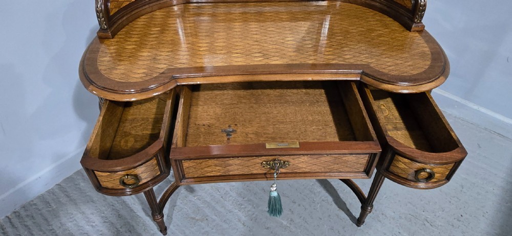 Fine French Dressing Table View VIII
