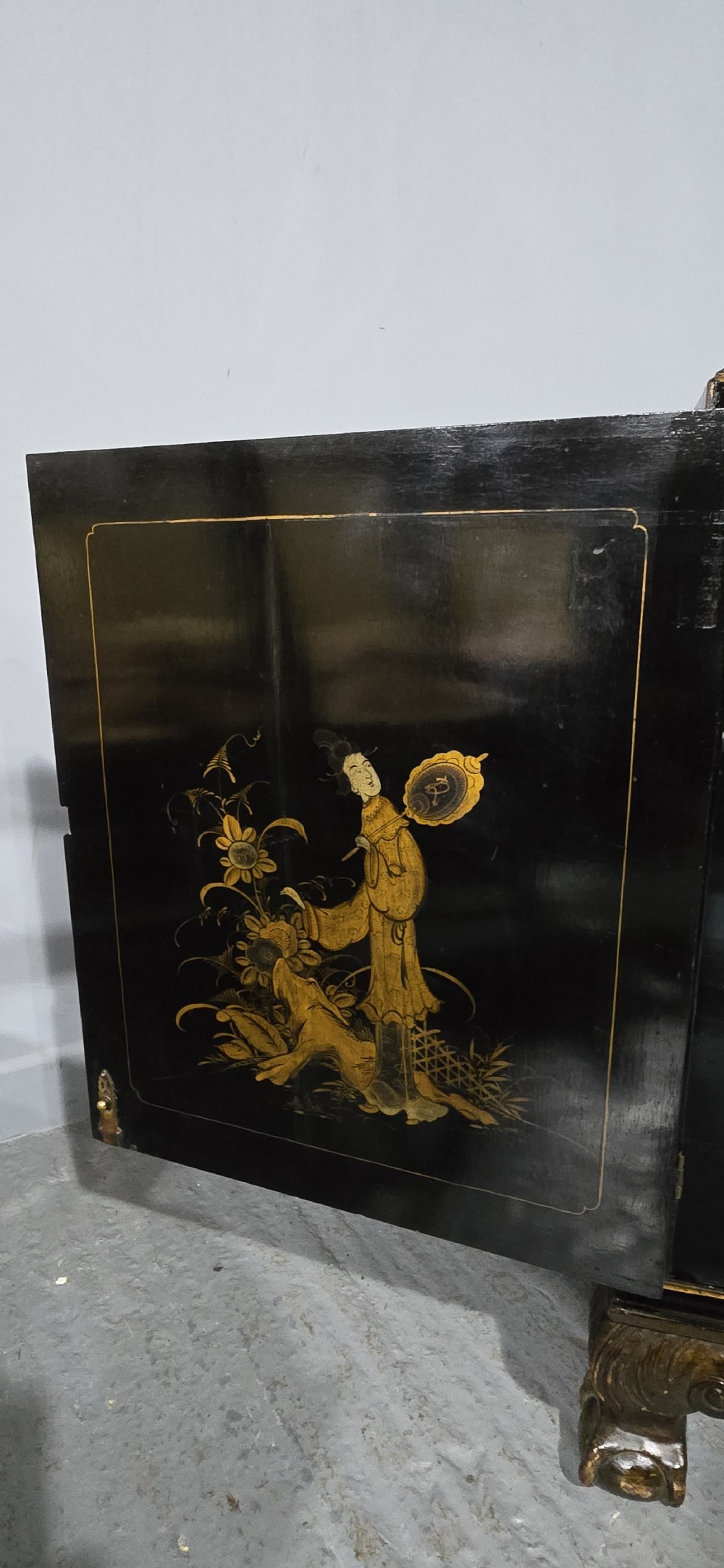Fine Chinoiserie Two Door Cabinet View XVIII