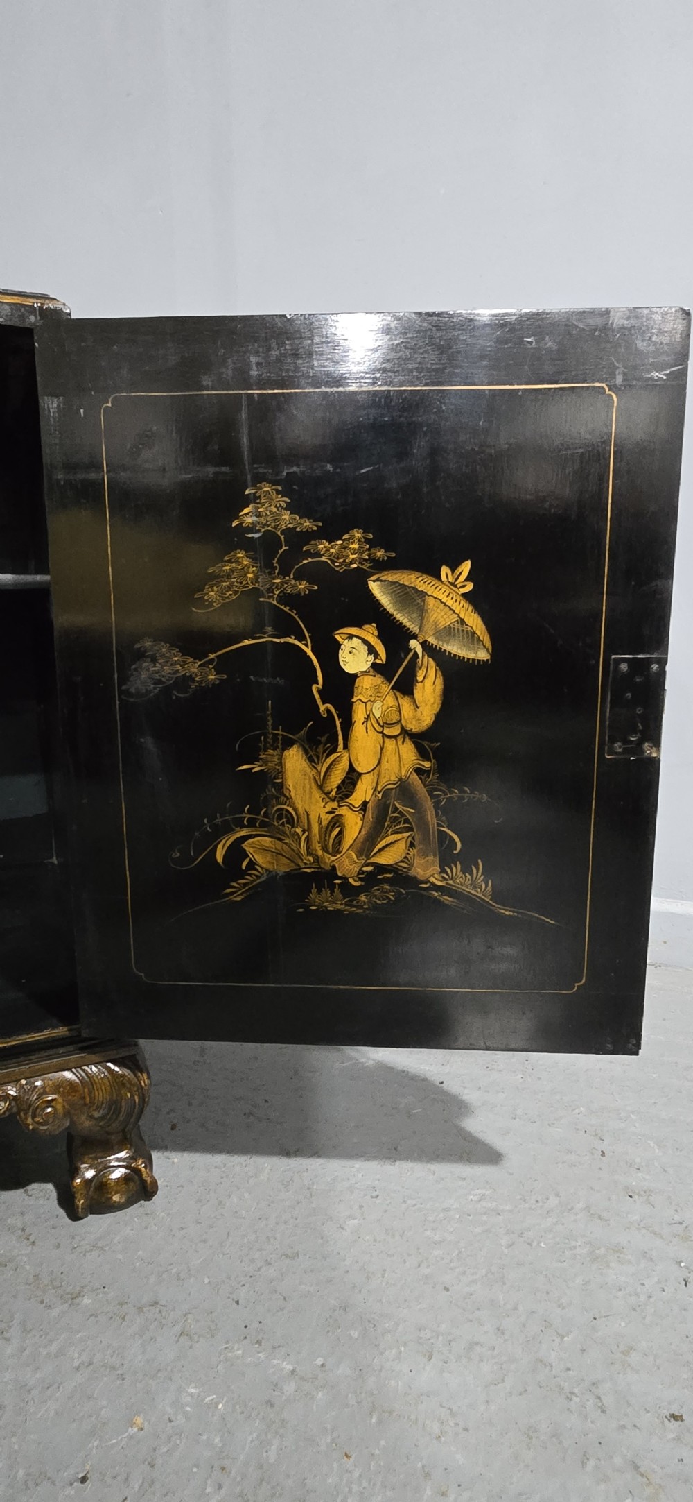 Fine Chinoiserie Two Door Cabinet View XIX