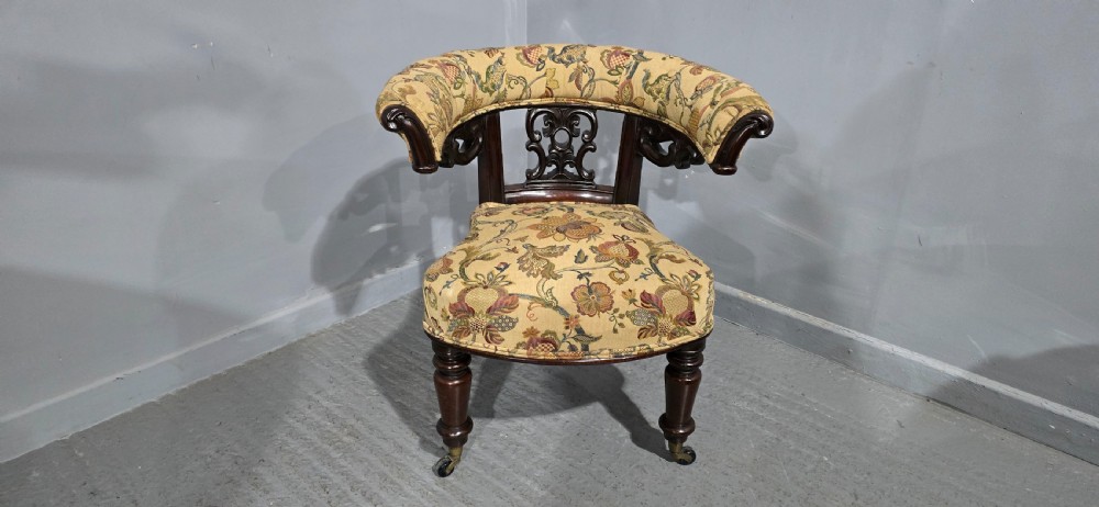 Super Horseshoe Back Office Desk Chair View VII