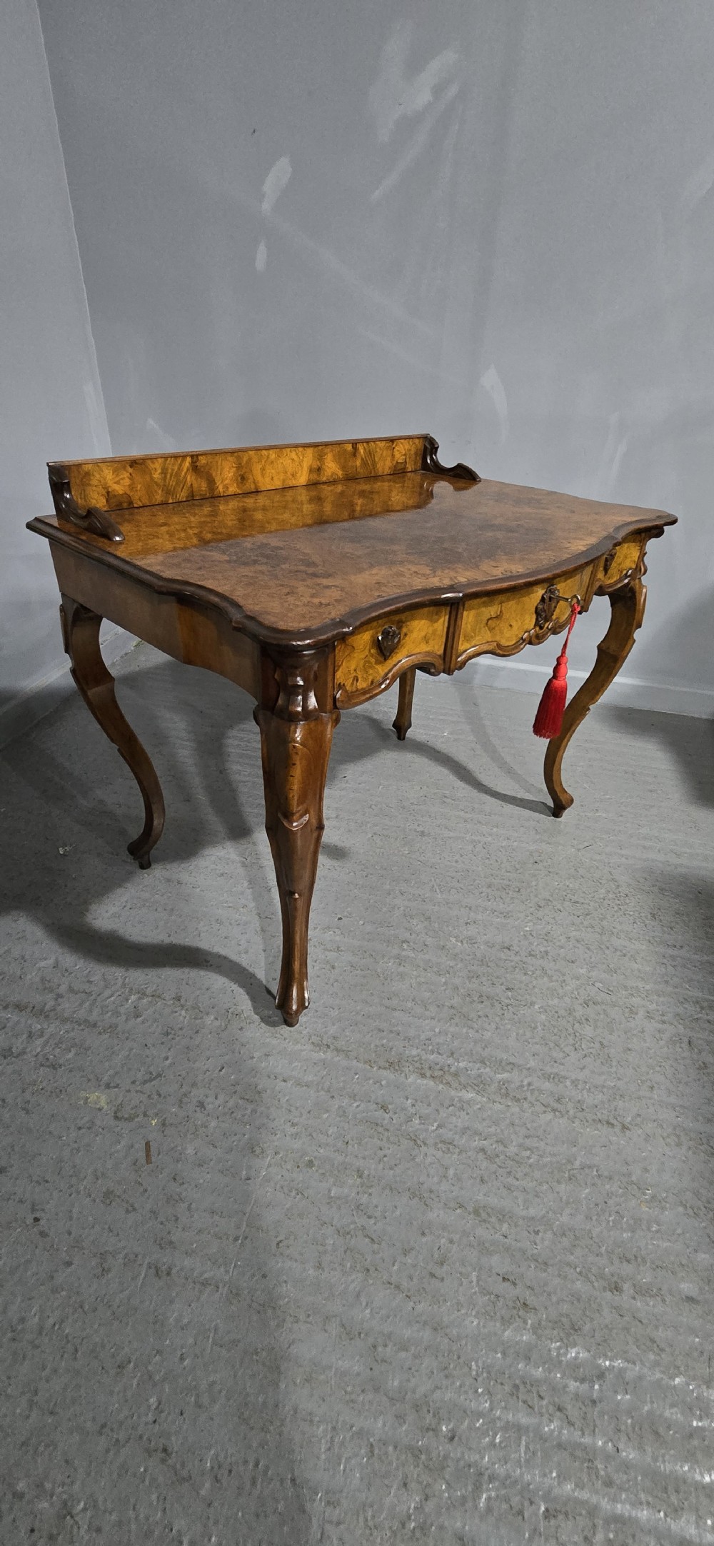 Superb Burr Walnut Dressing Side Table View XVII