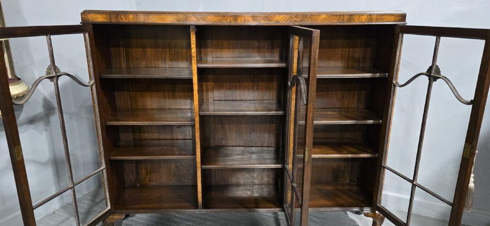Top Quality Walnut Bookcase View X