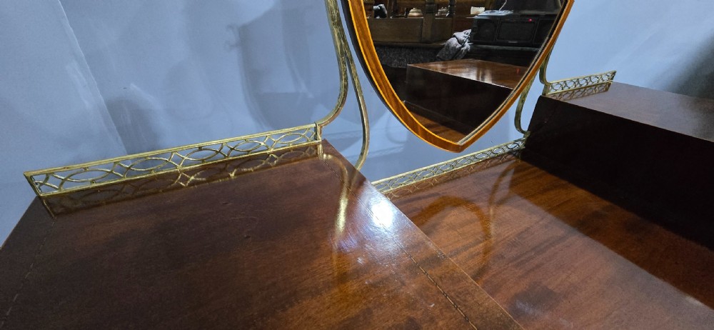 Exhibition Quality Dressing Table with Provenance View XIX