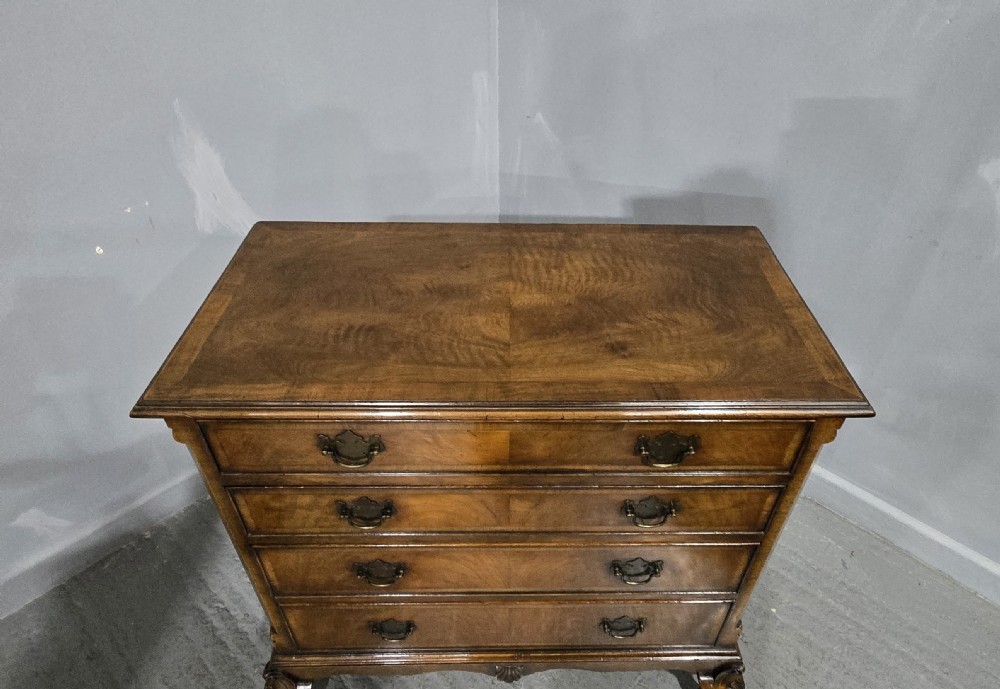 Superb Queen Anne Walnut Chest of Drawers View VII