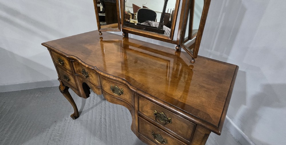 Superb Queen Anne Dressing Table View VI