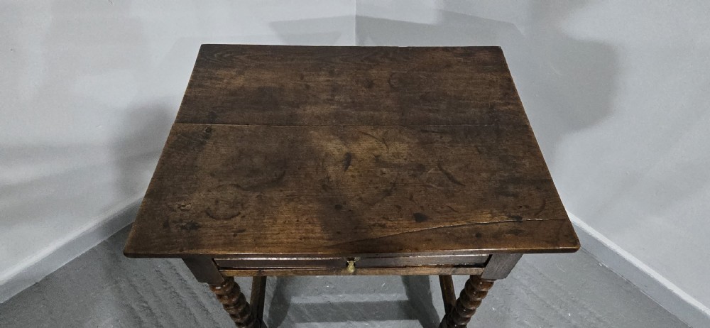 Fine C17th Oak Side Table View VI