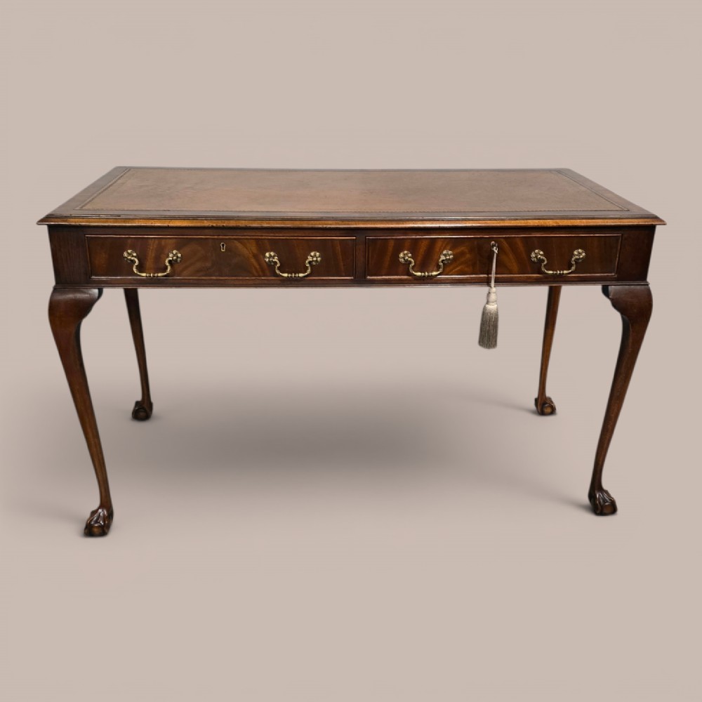 Chippenale Mahogany Library Writing Desk