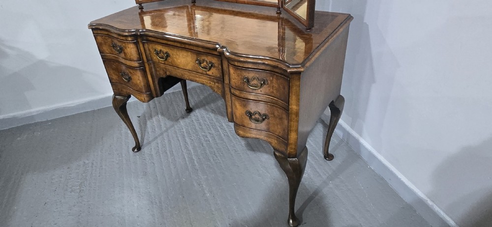 Super Queen Anne Walnut Dressing Table View XIV