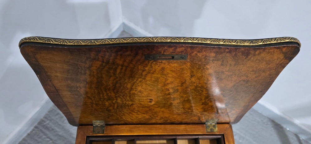 A French Louis XV revival style freestanding jewellery table crafted from walnut veneer with gilt-bronze ormolu mounts and cabriole legs. View XI