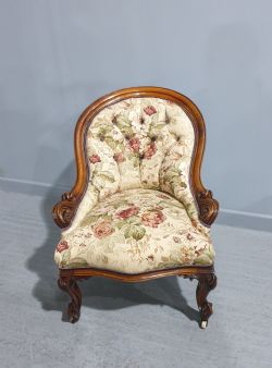 WONDERFUL VICTORIAN CHAIR