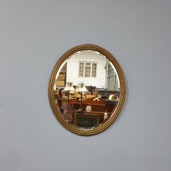 LOVELY EDWARDIAN GILT OVAL MIRROR