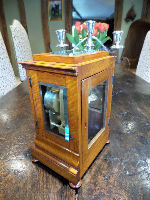 LIBRARY CLOCK IN SATIN WOOD WITH SINGLE CHAIN FUSEE C 1850 - ADDITIONAL PHOTO 1