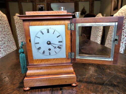 LIBRARY CLOCK IN SATIN WOOD WITH SINGLE CHAIN FUSEE C 1850 - ADDITIONAL PHOTO 5