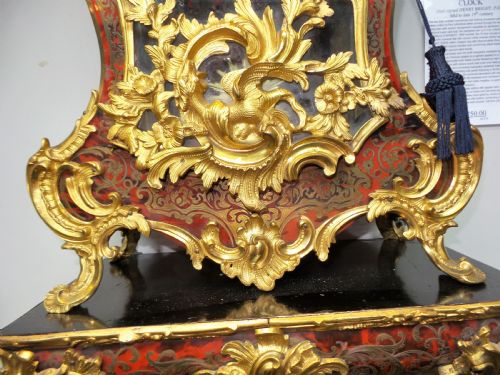 AN IMPRESSIVE LOUIS XV STYLE BOULLE BRACKET CLOCK ON BRACKET - ADDITIONAL PHOTO 4