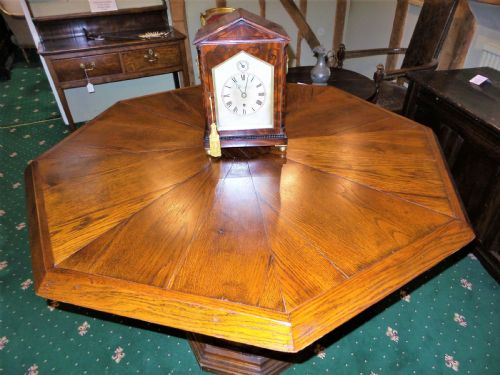 19TH CENT OAK CENTRE TABLE IN THE STYLE OF PUGIN - ADDITIONAL PHOTO 2