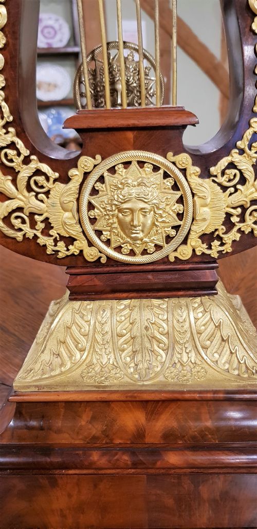 FRENCH STRIKING MAHOGANY LYRE CLOCK 19TH CENT - ADDITIONAL PHOTO 1