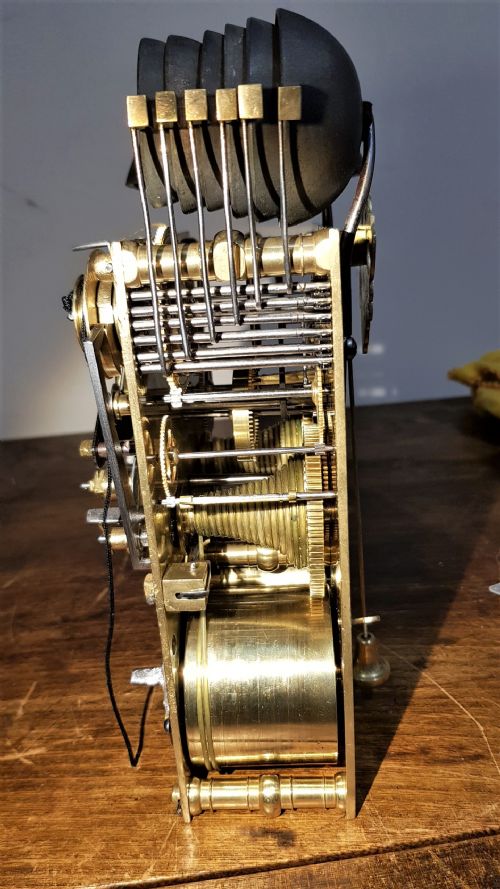 VERY FINE AND RARE WILLIAM MARY EBONY STRIKING BRACKET CLOCK C1690 BY ISAAC LOUNDS - ADDITIONAL PHOTO 11