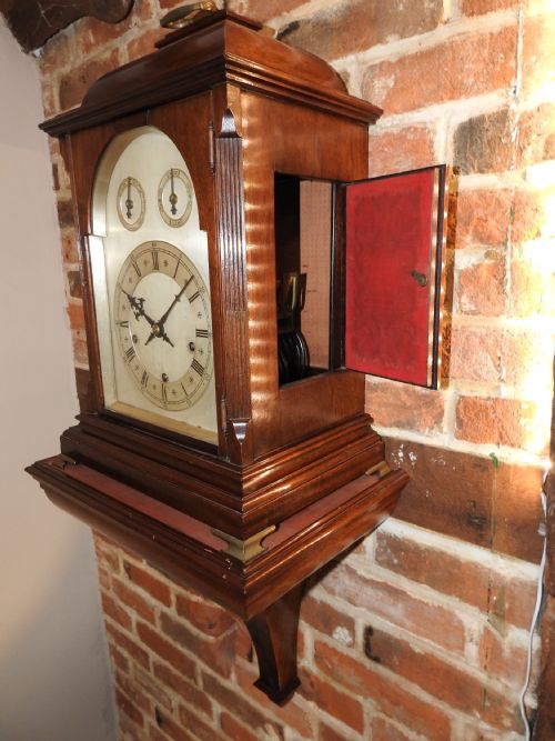 SUPERB MAHOGANY CHIMING BRACKET CLOCK - ADDITIONAL PHOTO 6
