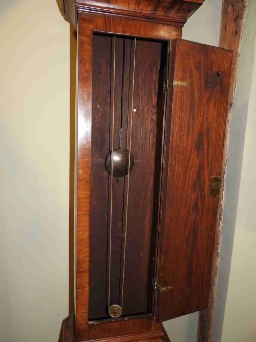FABULOUS 18TH CENTURY SMALL WALNUT LONGCASE CLOCK - ADDITIONAL PHOTO 1