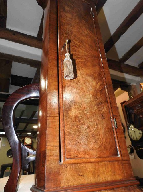 FABULOUS 18TH CENTURY SMALL WALNUT LONGCASE CLOCK - ADDITIONAL PHOTO 10