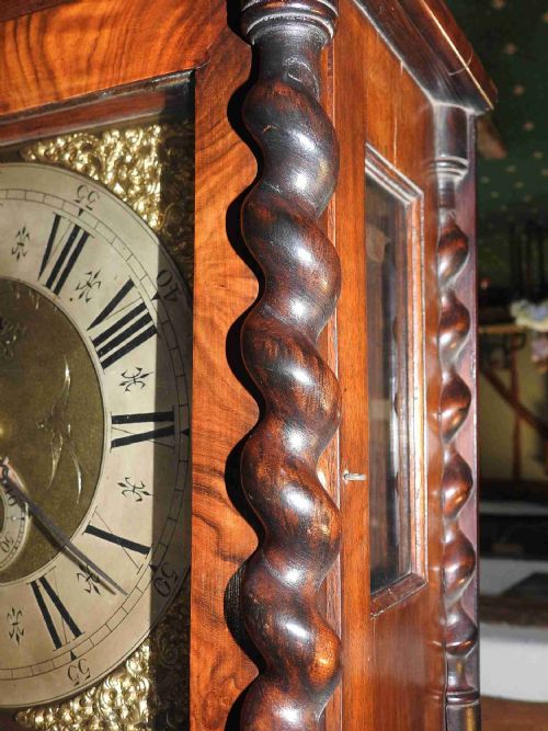 FABULOUS 18TH CENTURY SMALL WALNUT LONGCASE CLOCK - ADDITIONAL PHOTO 12