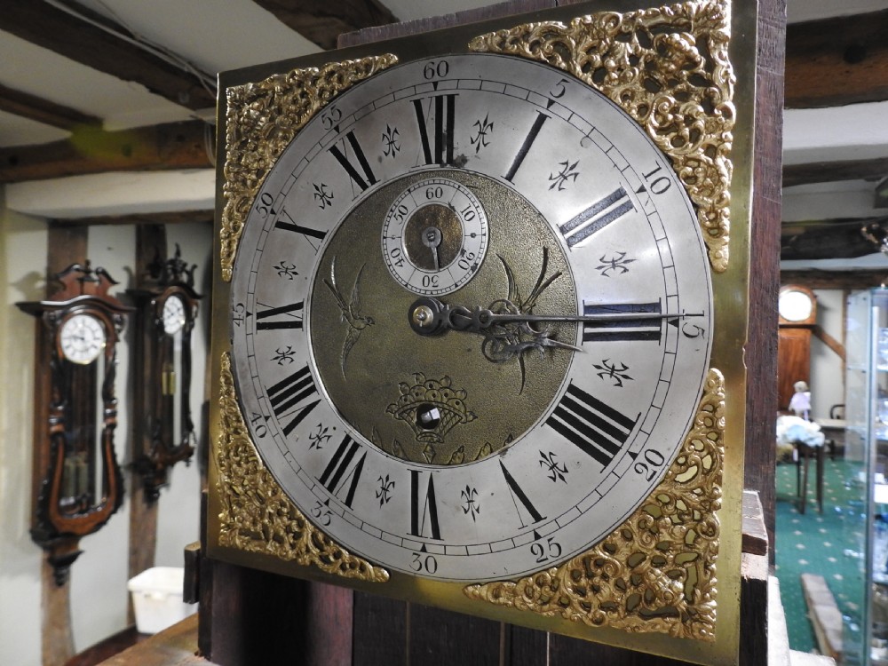 Fabulous 18th century small Walnut Longcase clock View XVI