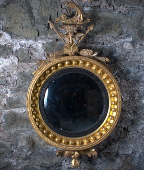 A REGENCY GILT FRAMED DRAGON CONVEX MIRROR - ADDITIONAL PHOTO 5