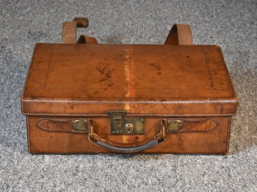 A JAMES PURDEY SONS OAK AND LEATHER CARTRIDGE CASE LATE 19TH CENTURY - ADDITIONAL PHOTO 3