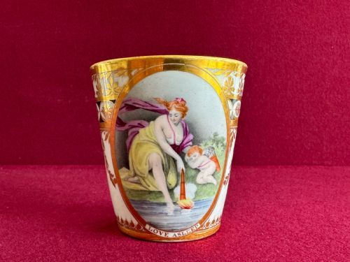fig 1. A Chamberlain Worcester Porcelain Beaker c.1800