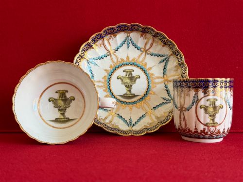 A Fine Worcester Porcelain 'Fluted Shape' Trio C.1780