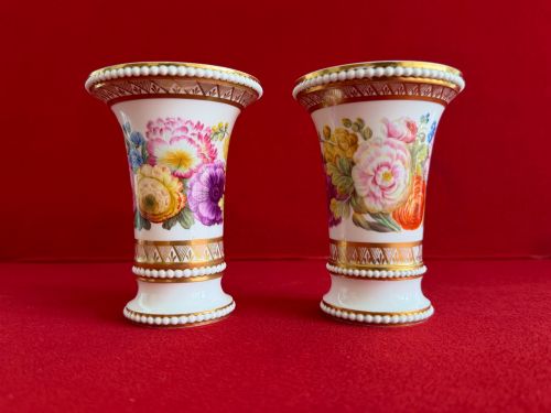 A Pair of Spode Porcelain Spill Vases Decorated in Pattern 1726  C.1815-1820
