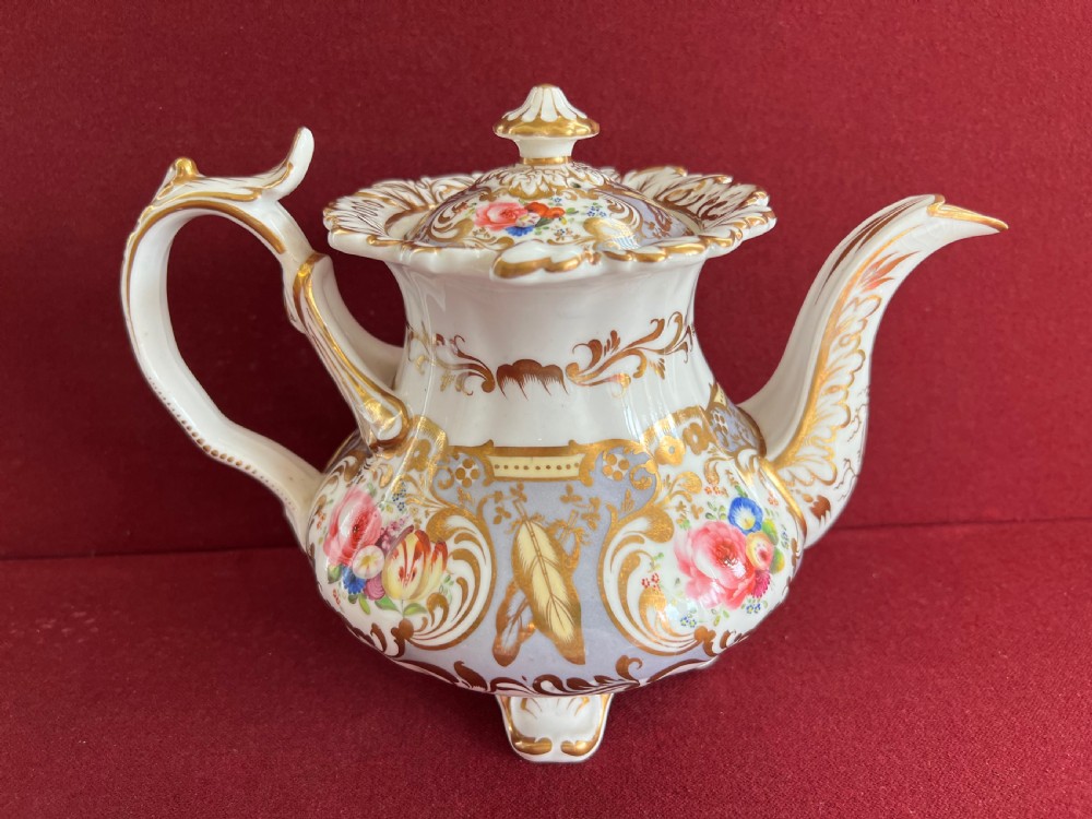 A Grainger's Worcester 'Gloster' Shape Part Tea Set c.1835-1840 View VII