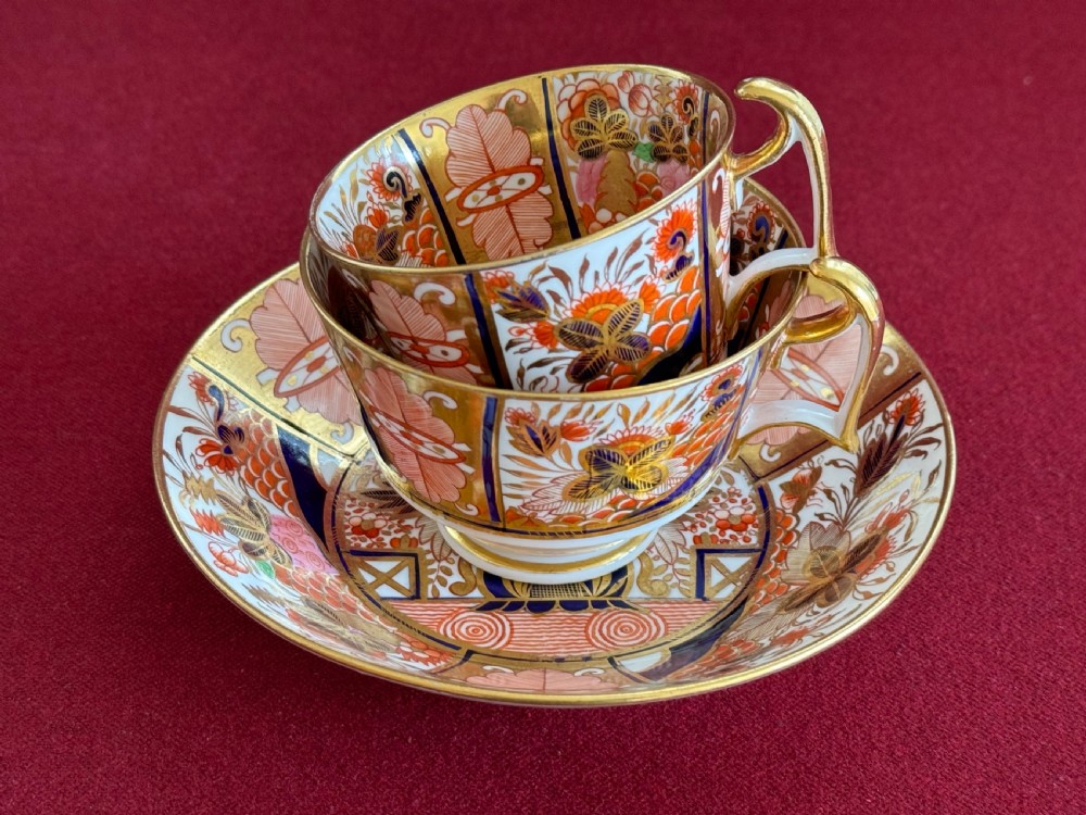 A Spode porcelain ‘London’ shape trio in pattern 963 c.1815