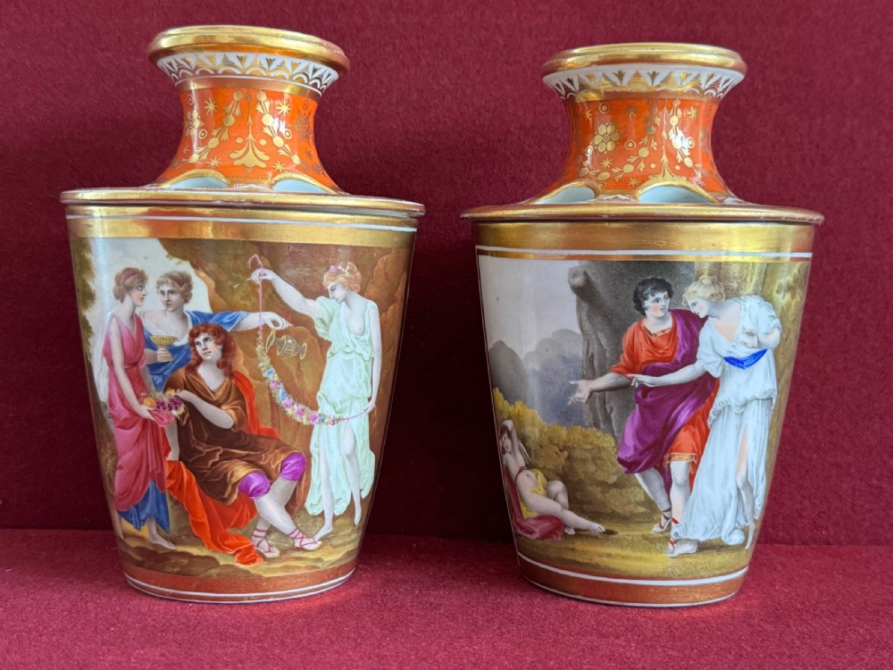 A pair of Chamberlain Worcester Porcelain 'Beaker Ornaments' c.1800