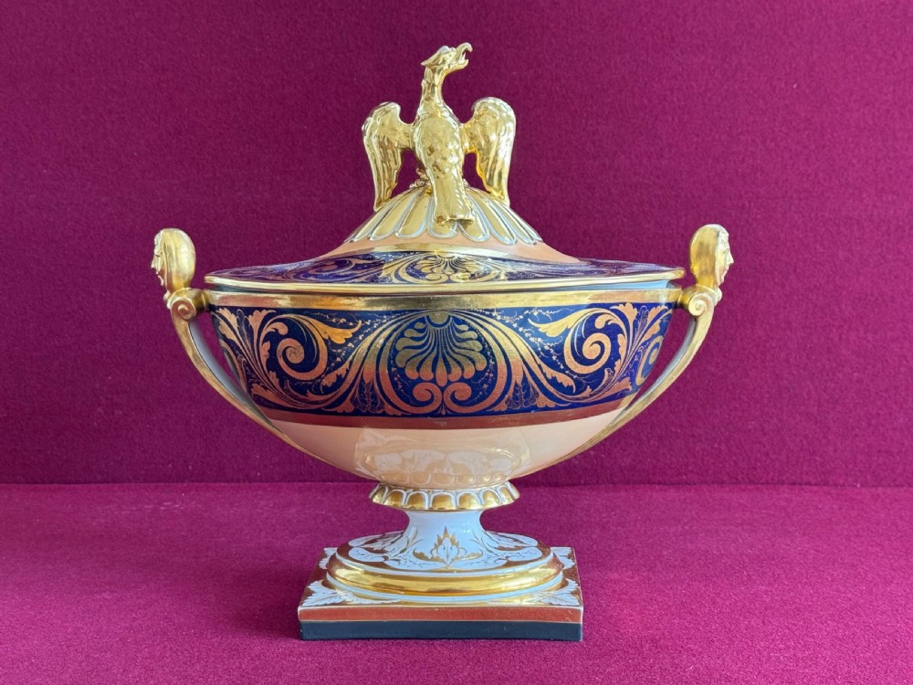 A rare Barr, Flight and Barr Worcester vase and cover c.1810 View III