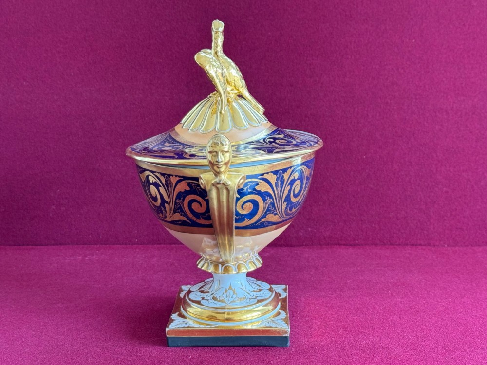A rare Barr, Flight and Barr Worcester vase and cover c.1810 View VI