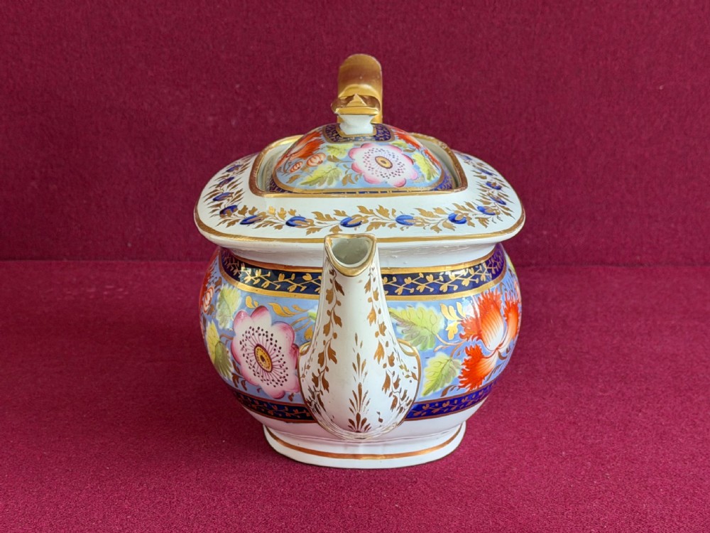 A New Hall Porcelain Teapot of London Shape decorated in pattern 1304 c.1815 View II