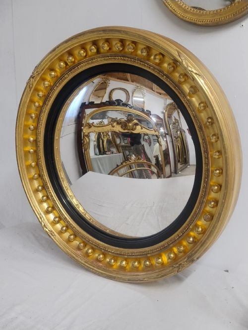 LARGE LATE 19TH CENTURY GILTWOOD CONVEX MIRROR - ADDITIONAL PHOTO 6