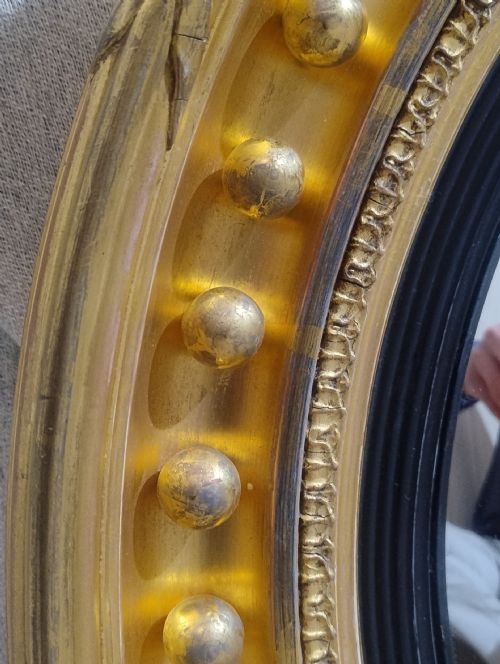 LARGE LATE 19TH CENTURY GILTWOOD CONVEX MIRROR - ADDITIONAL PHOTO 9