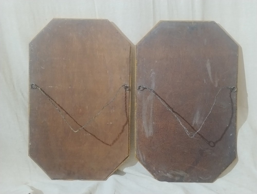 A pair of octagonal Edwardian wall mirrors with water-gilded frames and bevelled glass. View VII
