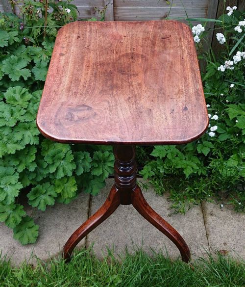 EIGHTEENTH CENTURY WINE TABLE - ADDITIONAL PHOTO 1