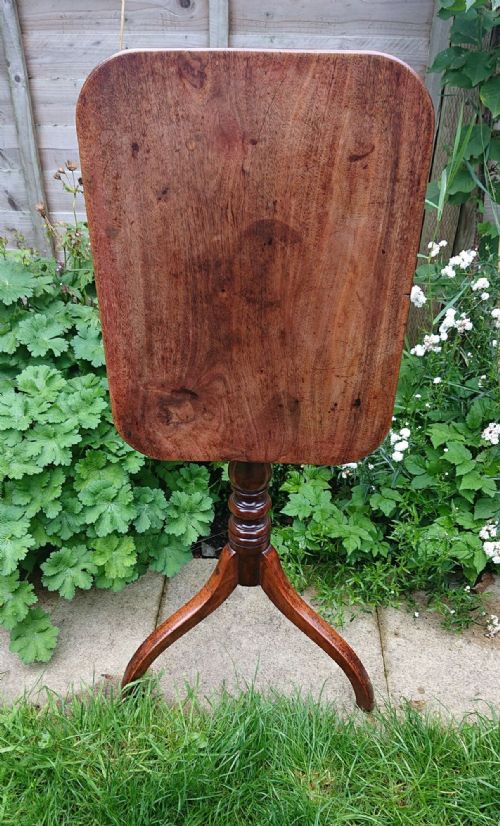 EIGHTEENTH CENTURY WINE TABLE - ADDITIONAL PHOTO 6