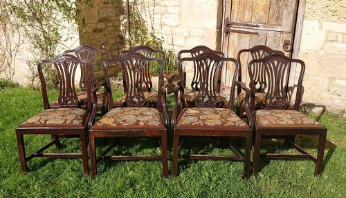SET OF EIGHT EIGHTEENTH CENTURY DINING CHAIRS - ADDITIONAL PHOTO 4